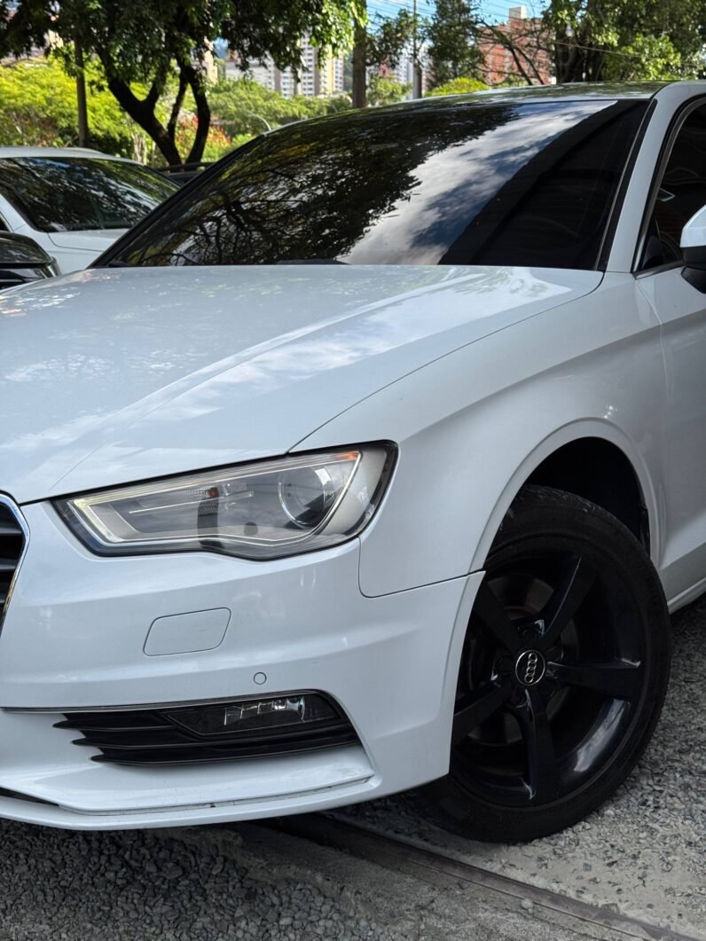 
								AUDI A3 TFSI AMBITION 1.8 AT full									