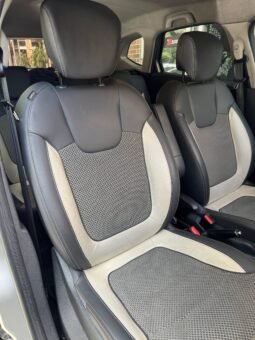 
										RENAULT CAPTUR INTENS AT 2.0 4X2 full									
