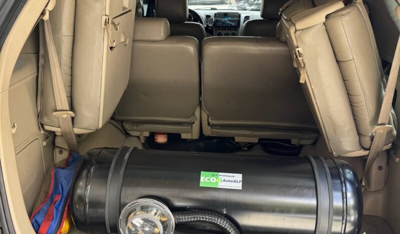 
								TOYOTA FORTUNER SR.5 4.0 GAS/GASOLINA full									