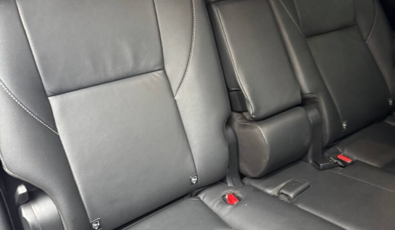 
								TOYOTA FORTUNER SRV 2.8 DIÉSEL 4X2 full									