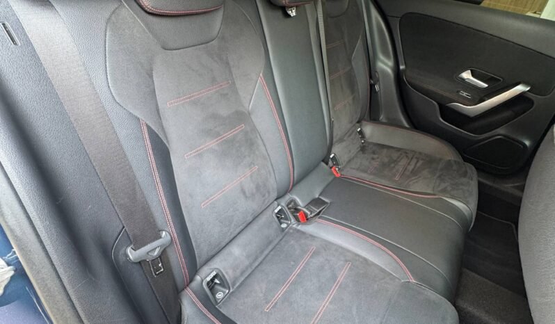 
								MERCEDES-BENZ A 180 AT full									