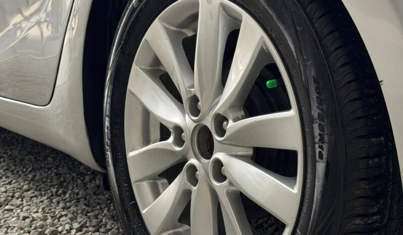 
								KIA CERATO PRO EX 1.6 AT full									