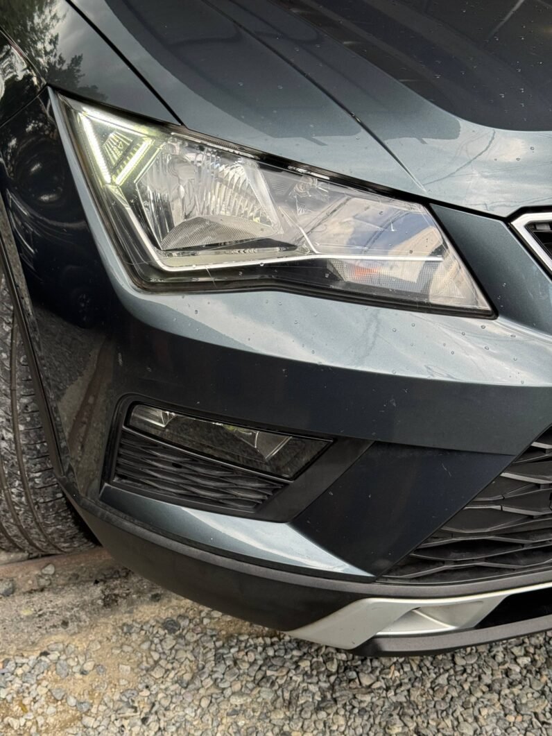 
								SEAT ATECA STYLE 2.0 AT full									