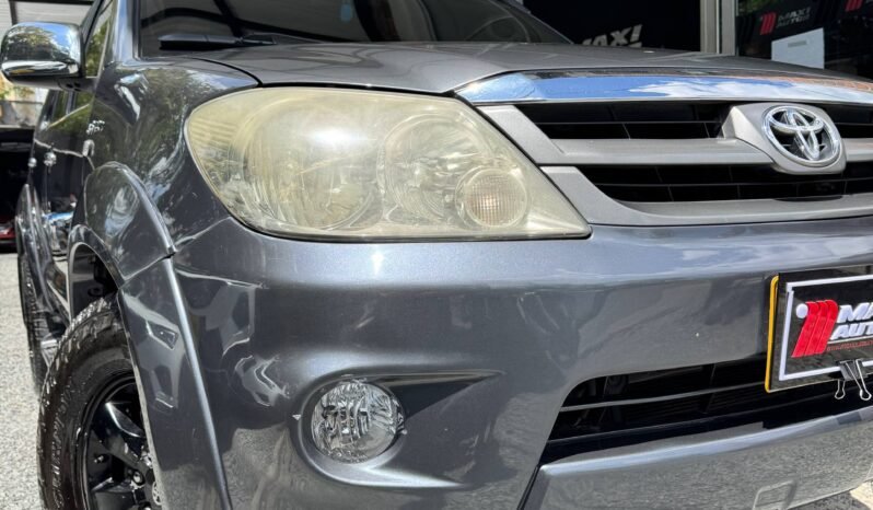 
								TOYOTA FORTUNER SR.5 4.0 GAS/GASOLINA full									