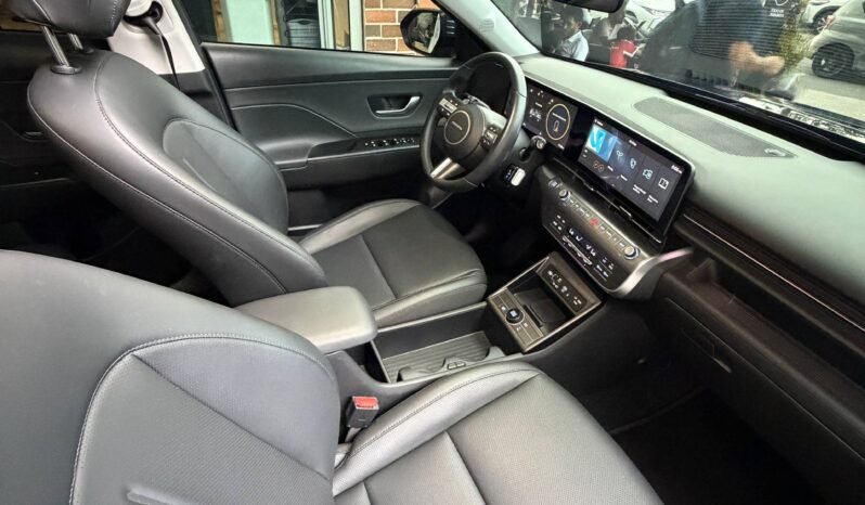 
								HYUNDAI KONA LIMITED HIBRIDA 1.6 AT 4X2 full									