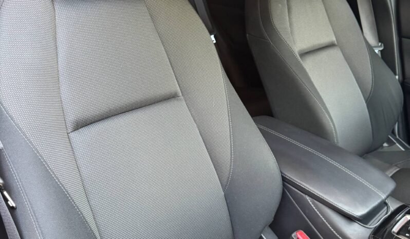 
								MAZDA CX30 TOURING AT 2.0 4X2 full									