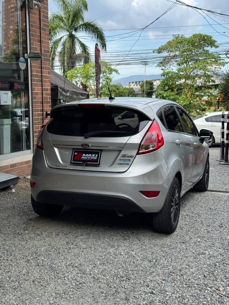 
								FORD FIESTA TITANIUM AT 1.6 full									