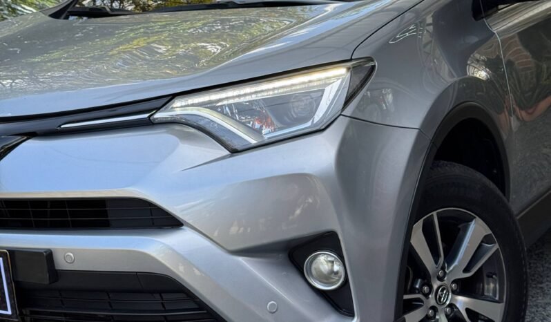 
								TOYOTA RAV4 STREET 2.0L AT 4×2 full									