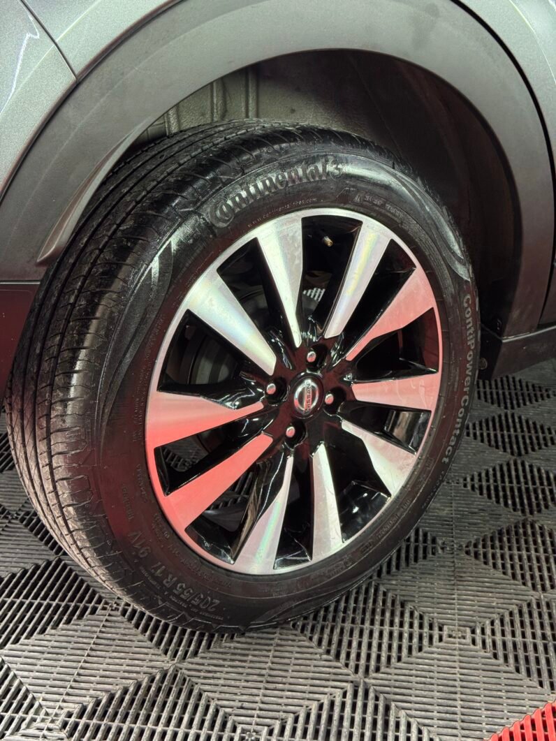 
								NISSAN KICKS ADVANCE MT 1.6L 4X2 full									