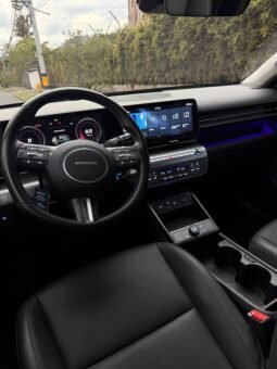 
										HYUNDAI KONA LIMITED HIBRIDA 1.6 AT 4X2 full									