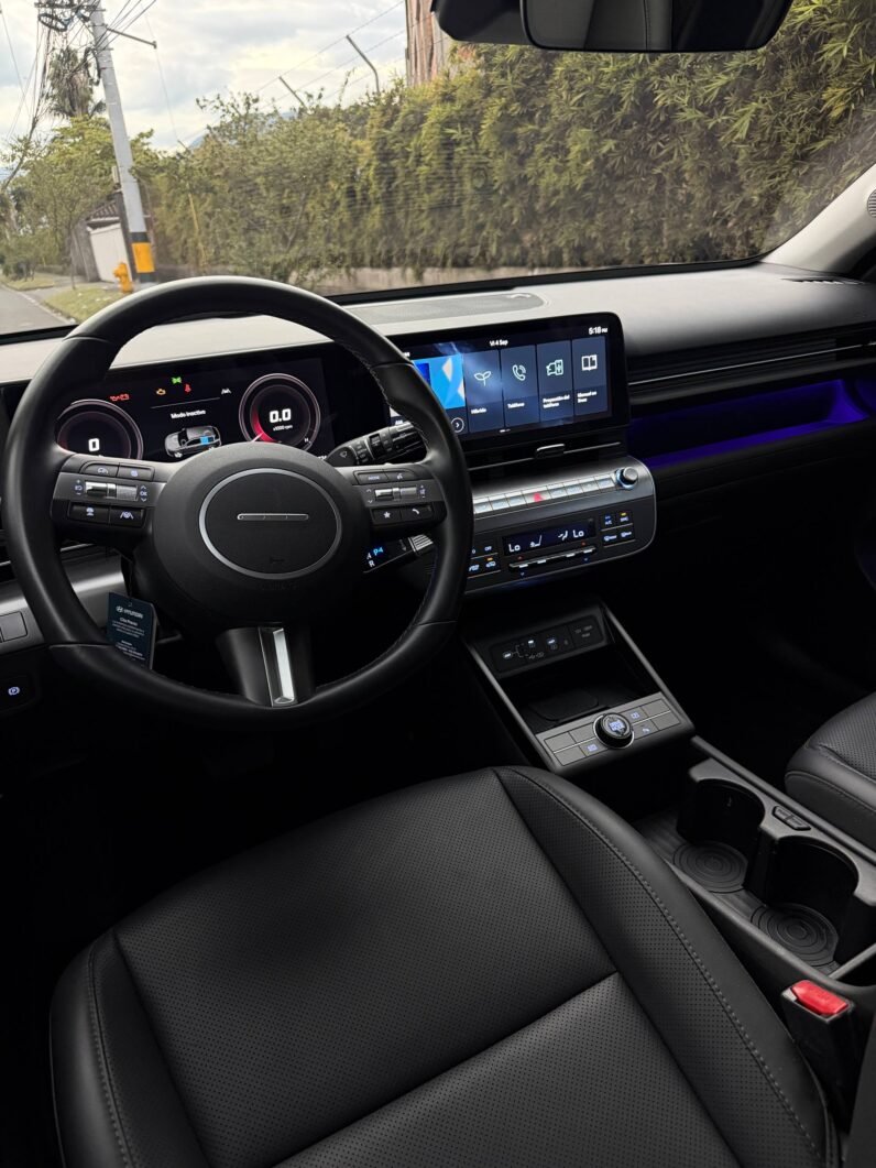 
								HYUNDAI KONA LIMITED HIBRIDA 1.6 AT 4X2 full									
