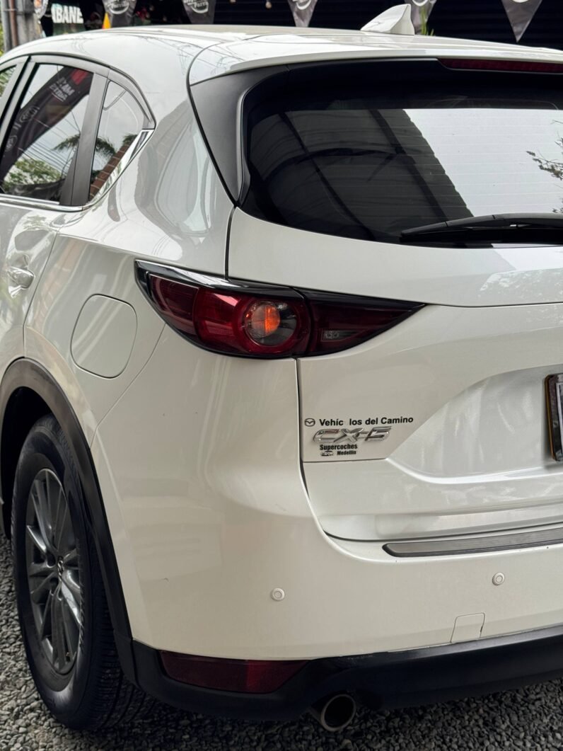 
								MAZDA CX5 TOURING 2.5L AT 4×2 full									