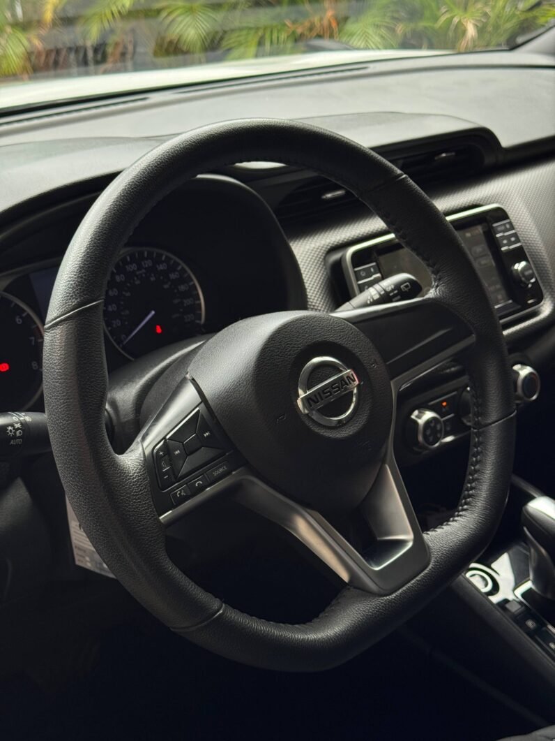 
								NISSAN KICKS ADVANCE AT 1.6 full									