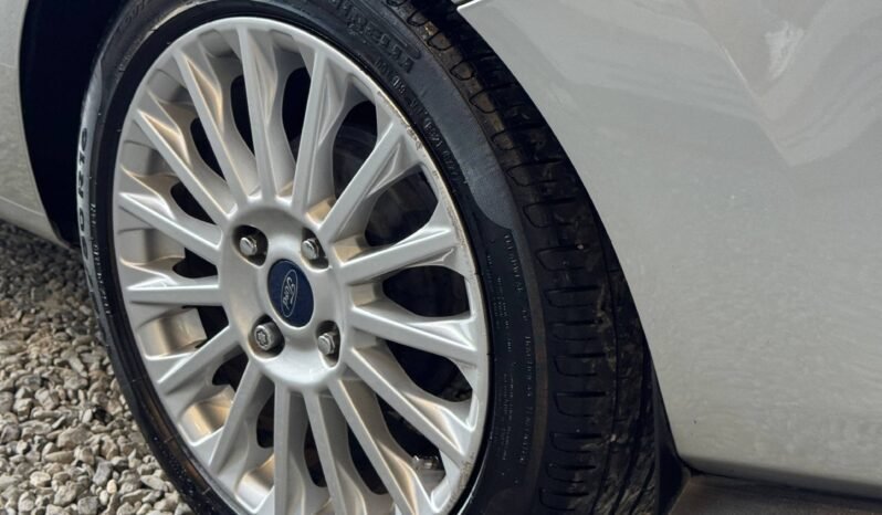 
								FORD FIESTA TITANIUM AT 1.6 full									