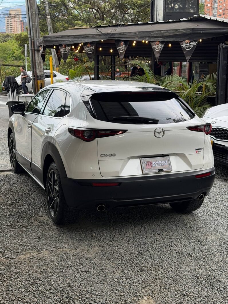 
								MAZDA CX-30 GRAND TOURING LX 2.5 full									