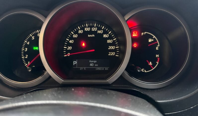
								SUZUKI GRAND VITARA AT 2.4 4X4 full									