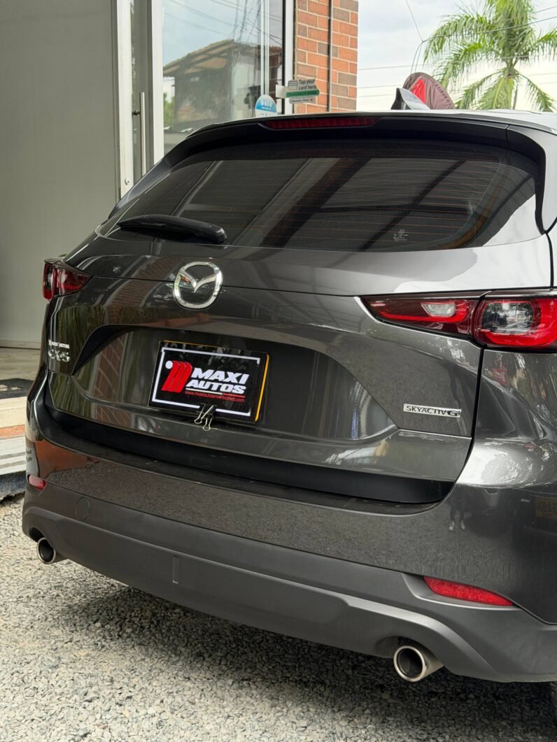 
								MAZDA CX-5 TOURING 2.0L 4×2 full									