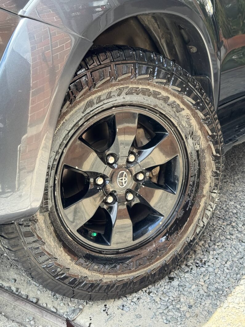 
								TOYOTA FORTUNER SR.5 4.0 GAS/GASOLINA full									