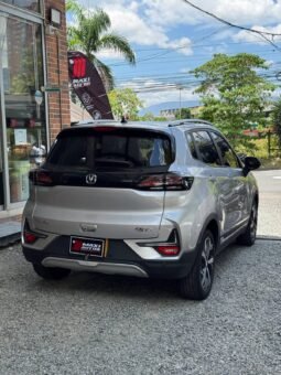 
										CHANGAN CS15 LUXURY MT 1.5 4X2 full									