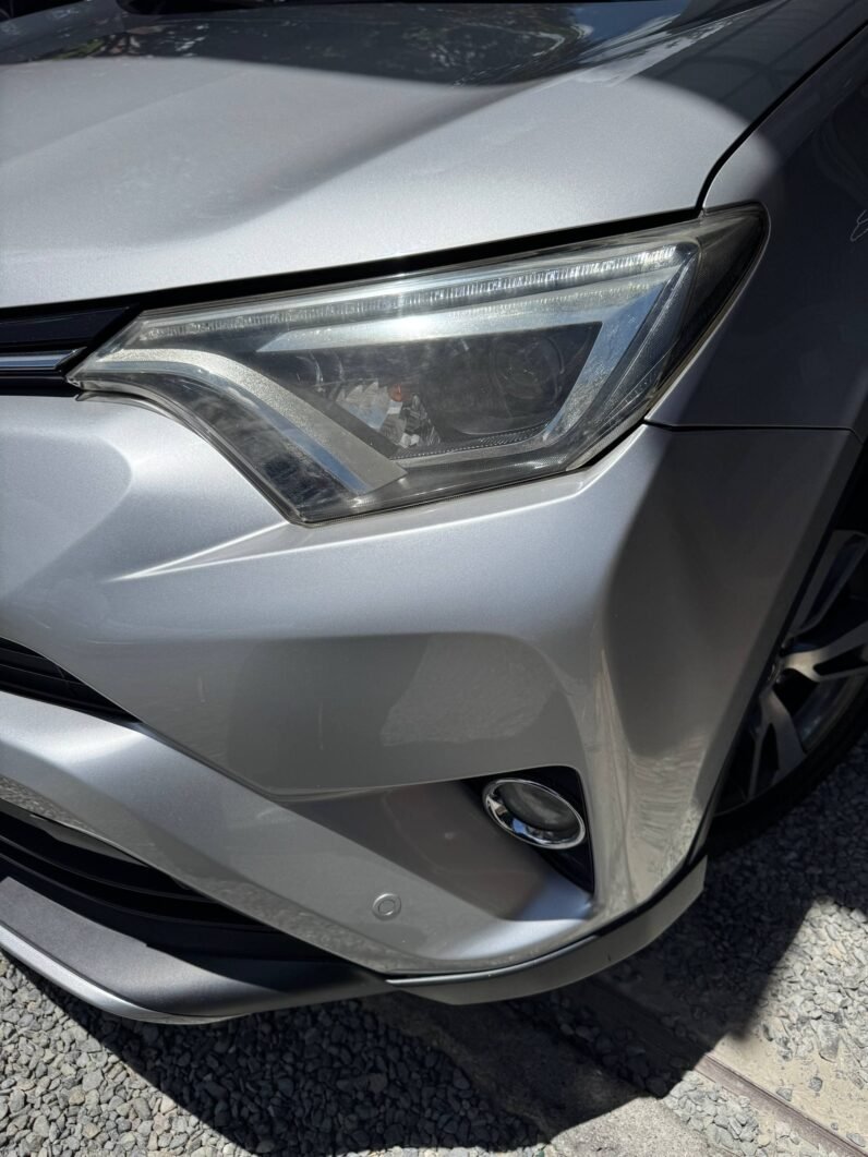 
								TOYOTA RAV4 STREET 2.0L AT 4×2 full									