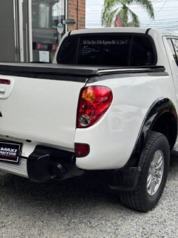
										MITSUBISHI SPORTERO L200 MT 4X4 DIESEL full									