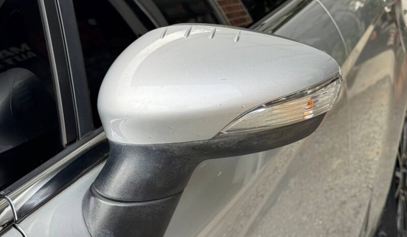 
								FORD FIESTA TITANIUM AT 1.6 full									