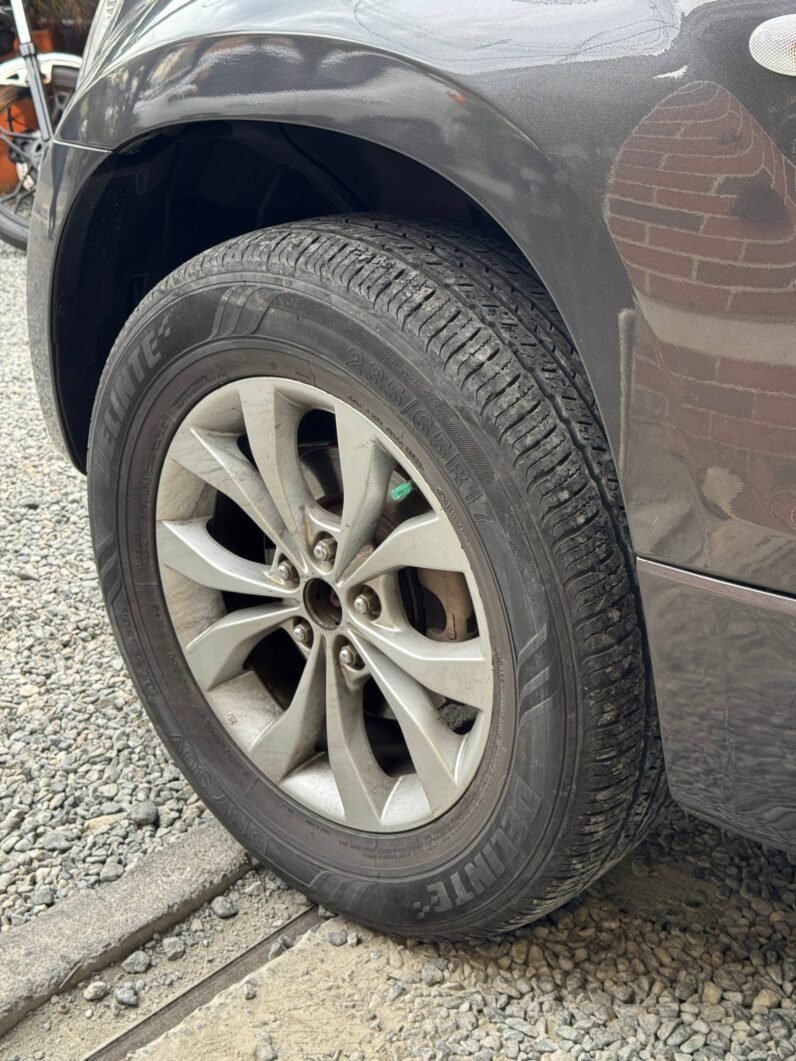 
								SUZUKI GRAND VITARA AT 2.4 4X4 full									