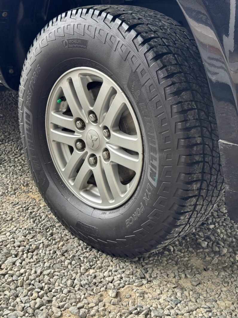 
								MITSUBISHI SPORTERO L200 MT 4X4 DIESEL full									