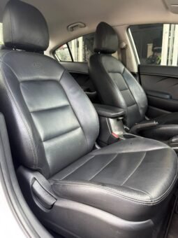 
										KIA CERATO PRO EX 1.6 AT full									
