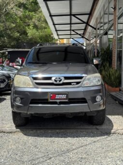 TOYOTA FORTUNER SR.5 4.0 GAS/GASOLINA
