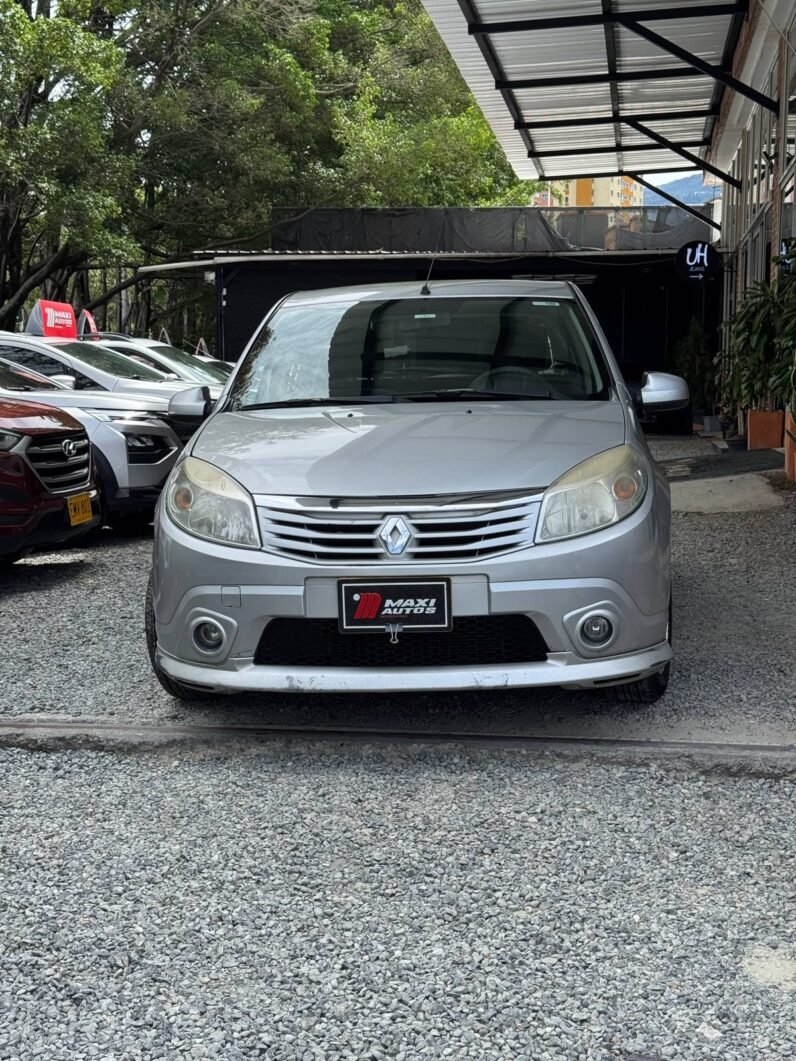 
								RENAULT SANDERO GT LINE 16V 1.6 MT full									