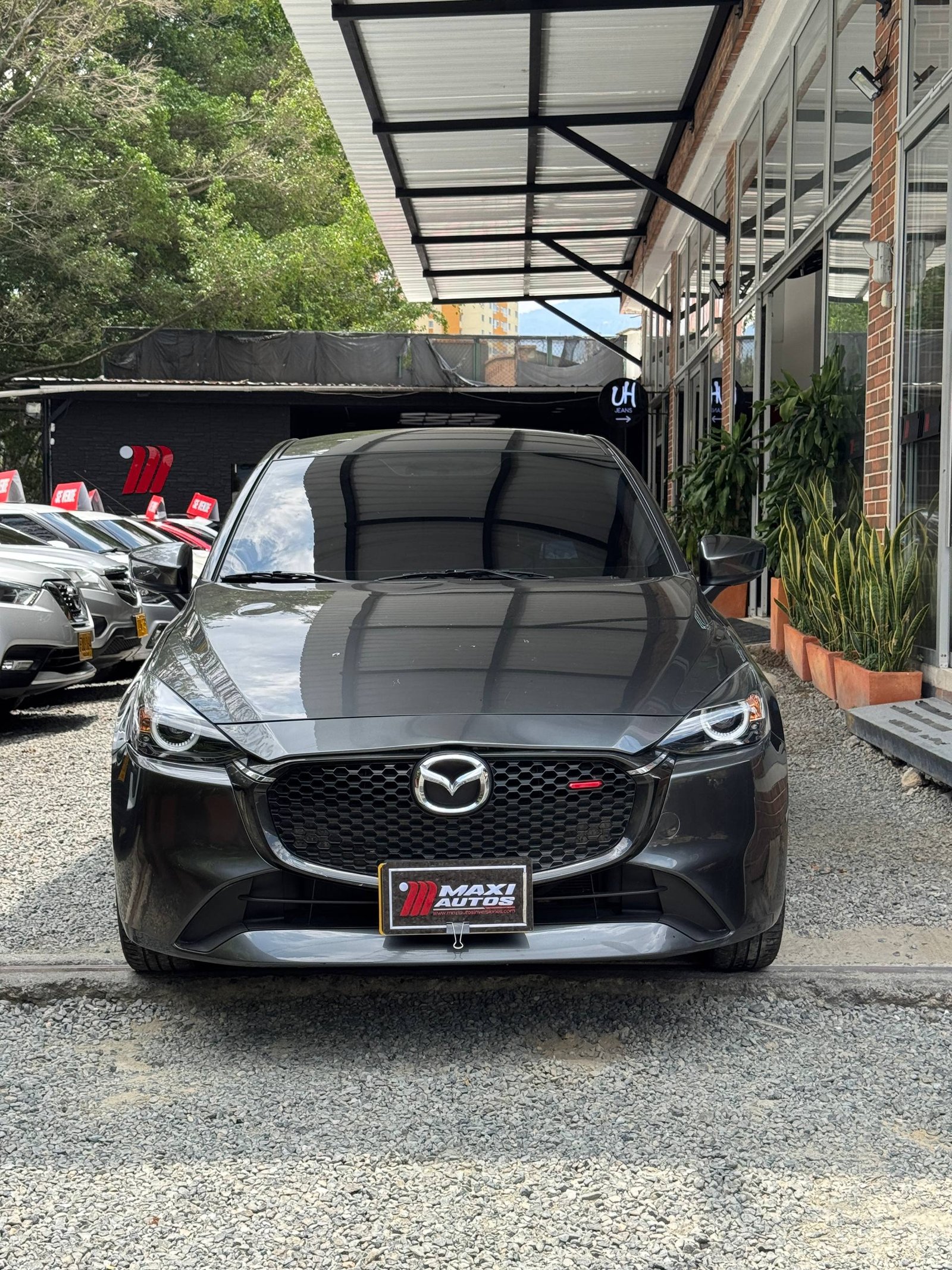 MAZDA 2 GRAND TOURING 1.5L AT
