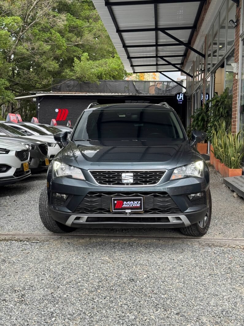 
								SEAT ATECA STYLE 2.0 AT full									