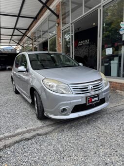 
										RENAULT SANDERO GT LINE 16V 1.6 MT full									