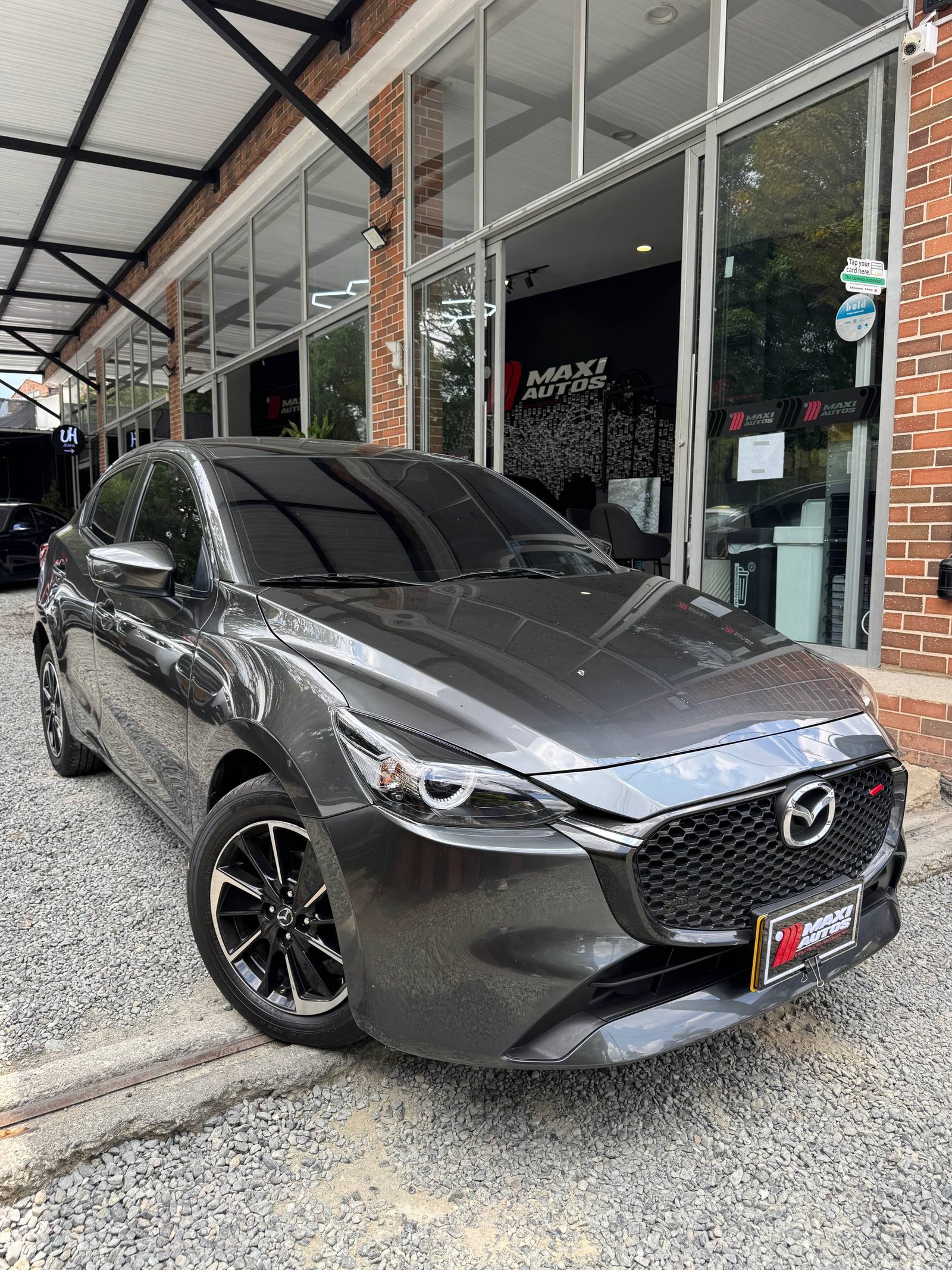 MAZDA 2 GRAND TOURING 1.5L AT