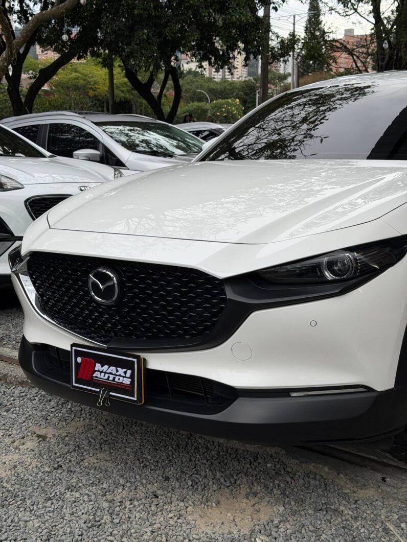 
								MAZDA CX-30 GRAND TOURING LX 2.5 full									