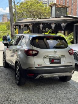 RENAULT CAPTUR INTENS AT 2.0 4X2