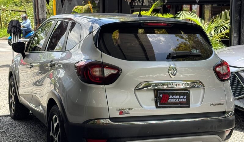 
								RENAULT CAPTUR INTENS AT 2.0 4X2 full									