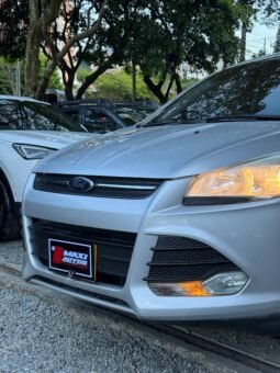 FORD ESCAPE SE 2.0L AT 4×2