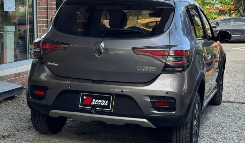 
								RENAULT STEPWAY INTENS AUT CVT 1.6 full									