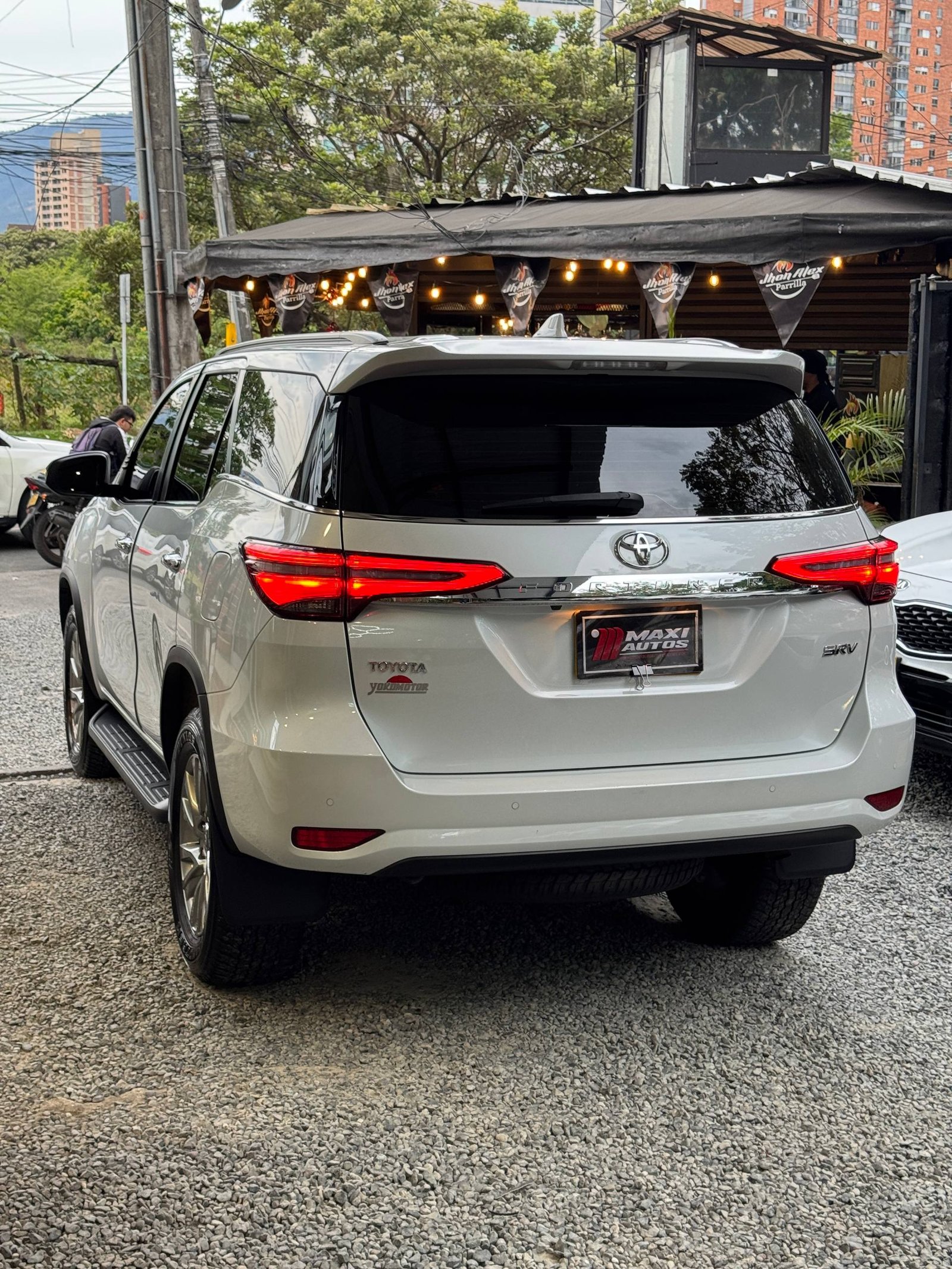 TOYOTA FORTUNER SRV 2.8 DIÉSEL 4X2