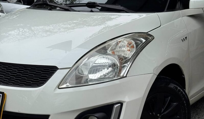 
								SUZUKI SWIFT 1.2 MT HB full									