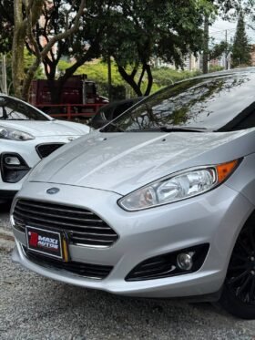 FORD FIESTA TITANIUM AT 1.6
