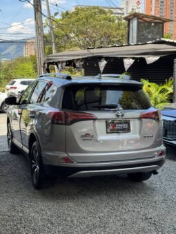 
										TOYOTA RAV4 STREET 2.0L AT 4×2 full									