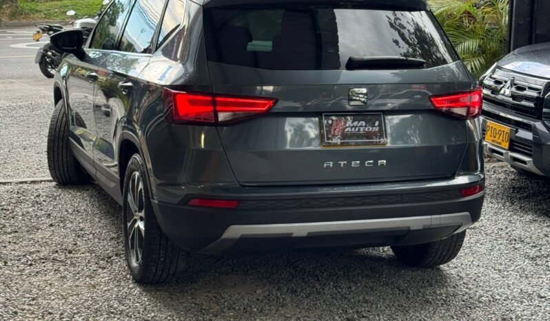 
								SEAT ATECA STYLE 2.0 AT full									
