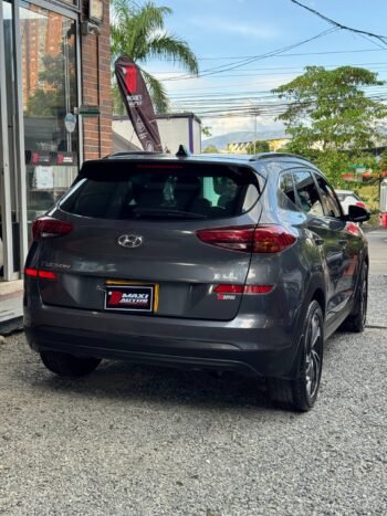 HYUNDAI NEW TUCSON PREMIUM AT 2.0 4×2