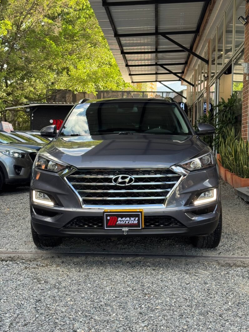 
								HYUNDAI NEW TUCSON PREMIUM AT 2.0 4×2 full									