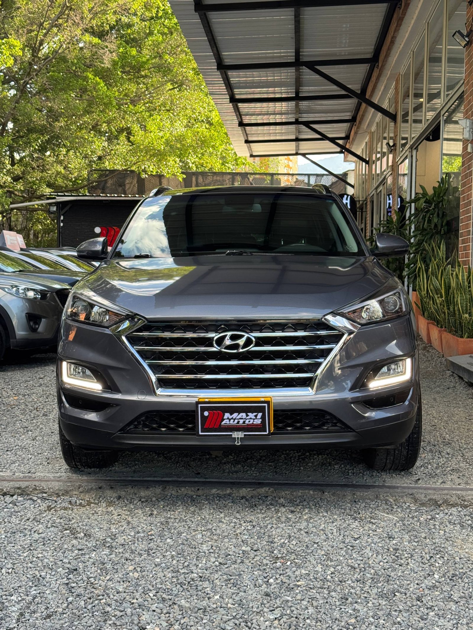HYUNDAI NEW TUCSON PREMIUM AT 2.0 4×2