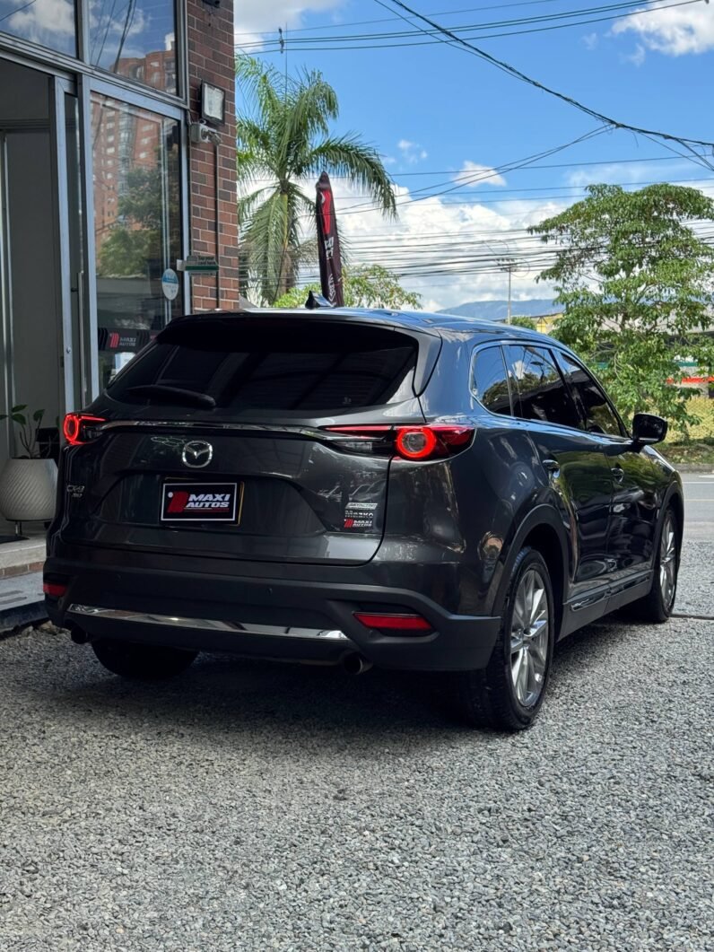
								MAZDA CX9 GRAND TOURING 2.5 AT SIGNATURE full									