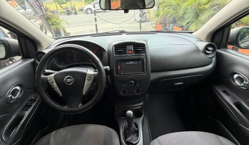 
								NISSAN VERSA SENSE MT 1.6 full									